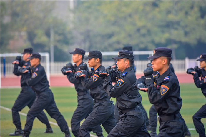 皇甲特衛，鄭州保安，鄭州安檢，安檢設備租賃