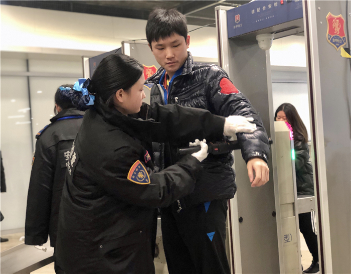 皇甲特衛，鄭州保安，鄭州安檢，安檢設備租賃