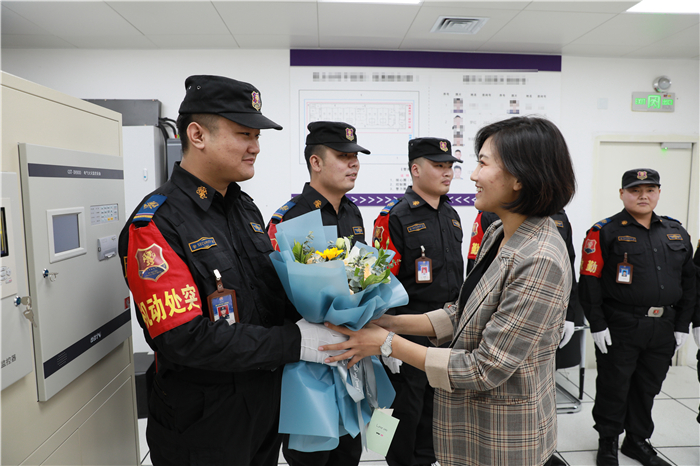 皇甲特衛，鄭州安檢，鄭州保安，防爆安檢設備租賃